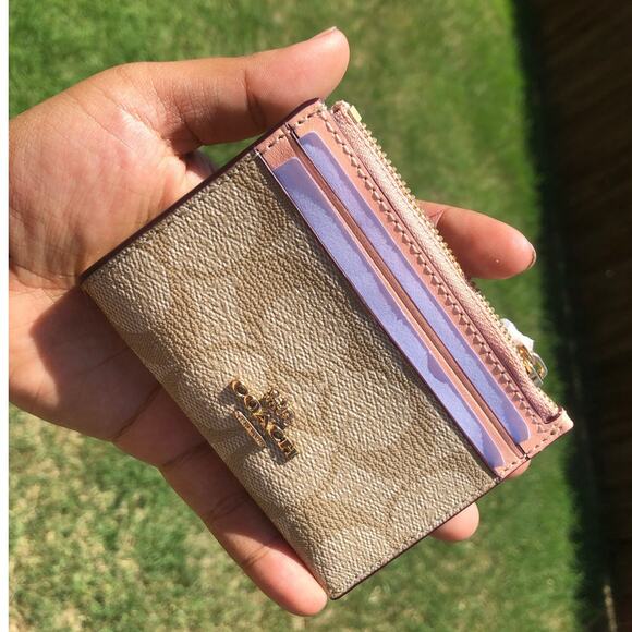 Coach Handbags - New Coach Card Holder Key chain Light Khaki Fade Blush